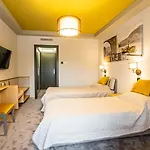 Hotel Visegrad ホテル