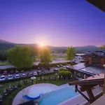 Hotel Visegrad ホテル 4*