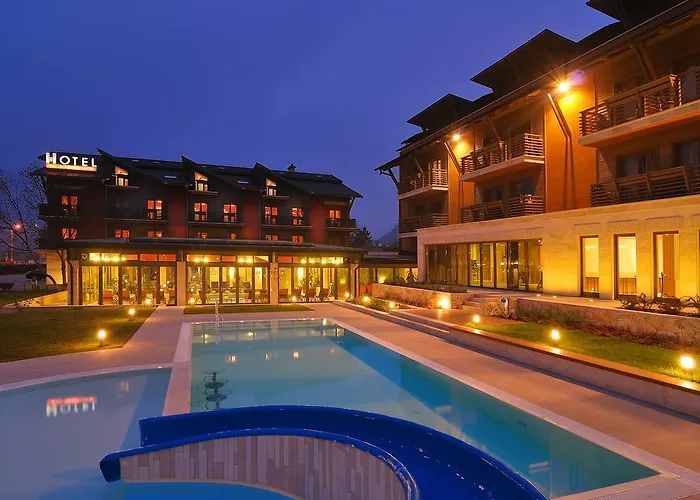 Отель Hotel Visegrad 4*